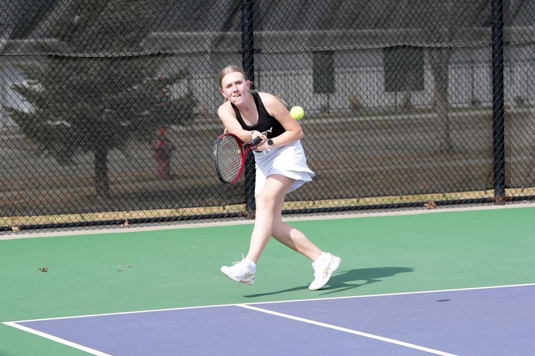 Girls Tennis