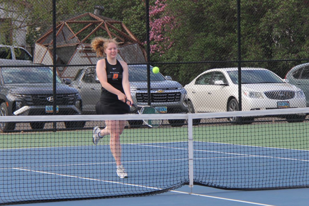 Girls Tennis