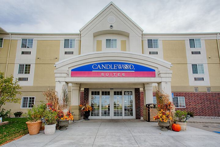 Candlewood Inn and Suites Fargo