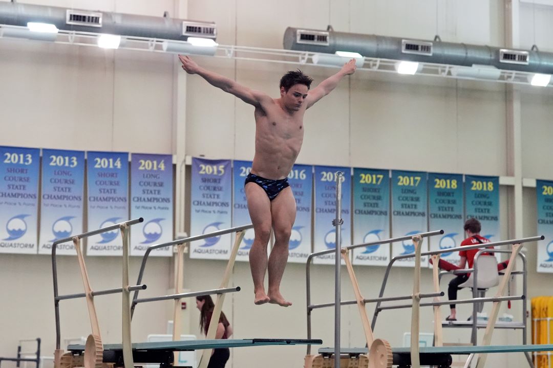 Boys Swim & Dive
